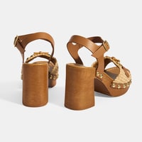 Kadın Bej Tokalı Aksesuarlı Detaylı Topuklu Sandalet