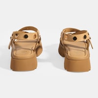 Kadın Bej Zımba Detaylı Deri Sandalet