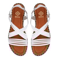 Kadın Beyaz Ayarlanabilir Tokalı Deri Terlik