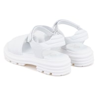 Kadın Beyaz Dolgu Tabanlı Deri Sandalet