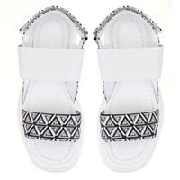 Kadın Beyaz Monogram Desenli Dolgu Topuklu Sandalet