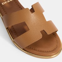 Kadın Kahve Ayarlanabilir Tokalı Deri Sandalet