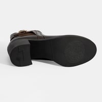 Kadın Kahve Metal Toka Detaylı Topuklu Deri Bot