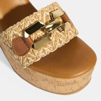 Kadın Kahve Toka Aksesuarlı Deri Detaylı Dolgu Topuklu Sandalet