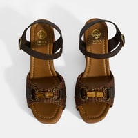 Kadın Kahve Tokalı Aksesuarlı Detaylı Topuklu Sandalet