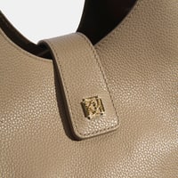 Kadın Koyu Bej Deri Omuz Çantası