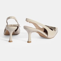 Kadın Krem Fiyonk Detaylı Rugan Topuklu Klasik Ayakkabı