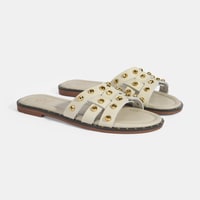 Kadın Krem Zımba Detaylı Deri Terlik