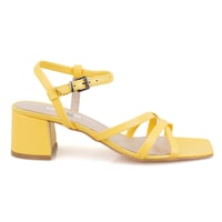 Kadın Sarı Ayarlanabilir Tokalı Topuklu Deri Sandalet