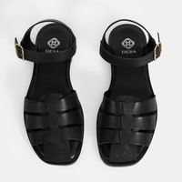 Kadın Siyah Ayarlanabilir Tokalı Deri Sandalet