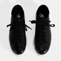 Kadın Siyah Bağcıklı Deri Günlük Ayakkabı