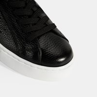 Kadın Siyah Bağcıklı Deri Günlük Ayakkabı