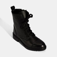 Kadın Siyah Bağcıklı Deri Postal Bot