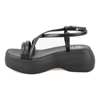 Kadın Siyah Dolgu Tabanlı Sandalet