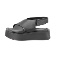 Kadın Siyah Dolgu Topuklu Deri Sandalet