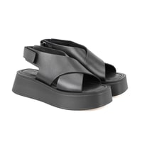 Kadın Siyah Dolgu Topuklu Deri Sandalet