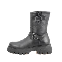 Kadın Siyah Fermuarlı Deri Bot