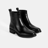 Kadın Siyah Fermuarlı Deri Bot