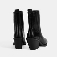 Kadın Siyah Kalın Topuklu Deri Bot