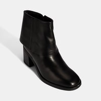 Kadın Siyah Katlama Detaylı Topuklu Deri Bot