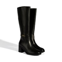 Kadın Siyah Metal Aksesuarlı Deri Çizme