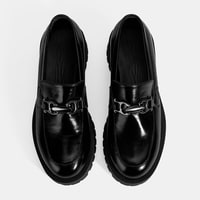 Kadın Siyah Metal Aksesuarlı Rugan Loafer