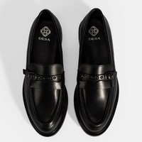 Kadın Siyah Metal Toka Detaylı Deri Loafer