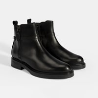 Kadın Siyah Metal Toka Detaylı Fermuarlı Deri Bot