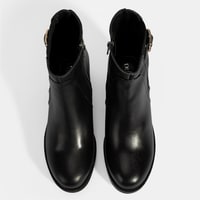 Kadın Siyah Metal Toka Detaylı Topuklu Deri Bot