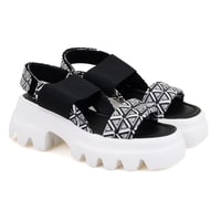 Kadın Siyah Monogram Desenli Dolgu Topuklu Sandalet