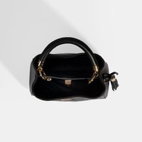 Kadın Siyah Püskül Aksesuarlı Deri El Çantası