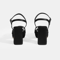 Kadın Siyah Toka Detaylı Topuklu Sandalet