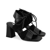 Kadın Siyah Topuklu Deri Sandalet