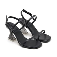 Kadın Siyah Topuklu Sandalet