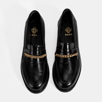 Kadın Siyah Zincir Aksesuarlı Deri Loafer