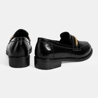 Kadın Siyah Zincir Aksesuarlı Deri Loafer