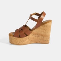 Kadın Taba Toka Aksesuarlı T-Bant Deri Dolgu Topuklu Sandalet