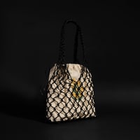 KEDV Mimozalı Deri Örgü Çanta