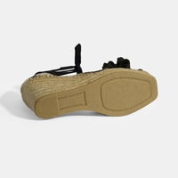 Limited Edition Siyah Kadın Çiçek Aksesuarlı Jüt Bağcıklı Dolgu Topuklu Süet Espadril