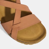 Pembe Kadın Toka Detaylı Süet Sandalet