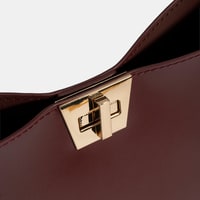 SHO-0104 AW25 KADIN OMUZ ÇANTASI