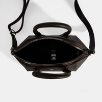 SHO-0107 AW25 KADIN OMUZ ÇANTASI