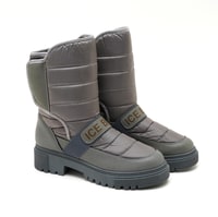 Vanilla Gri Kadın Bot