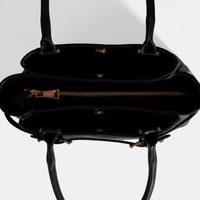 YNK-0004 AW25 KADIN EL ÇANTASI