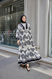 Ağaç Desenli Elbise Siyah