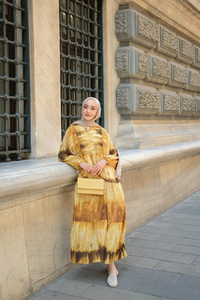 Ahşap Desenli Elbise Sarı