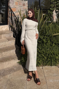 Ajur Kendinden Desenli Elbise Krem