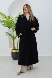 Apolet Detay Bel Bağlamalı Kaban Siyah