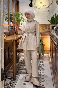 Apoletli Kemerli İkili Takım Krem