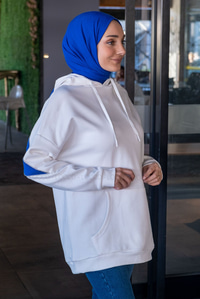 Uygun Fiyatlı ARKA BASKILI SWEAT MAVI | Loccomoda.com 